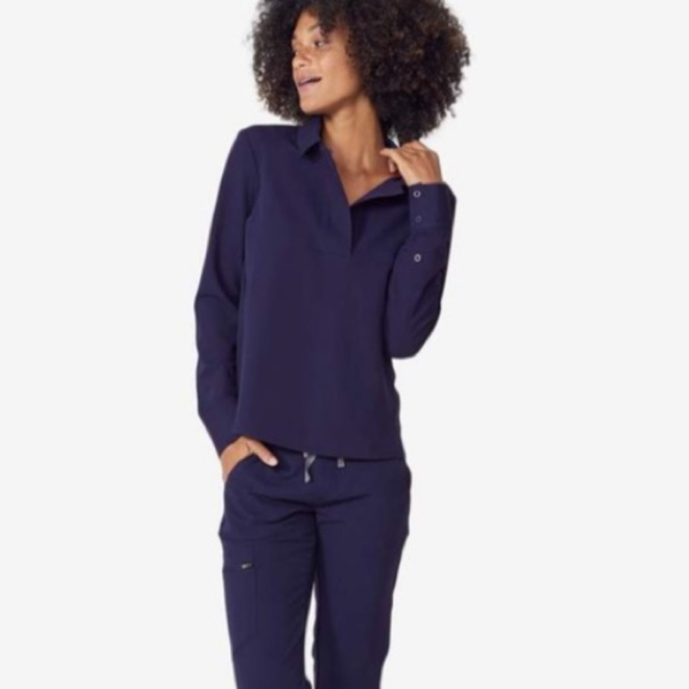 Figs Navy Watamu long sleeve scrub top medium